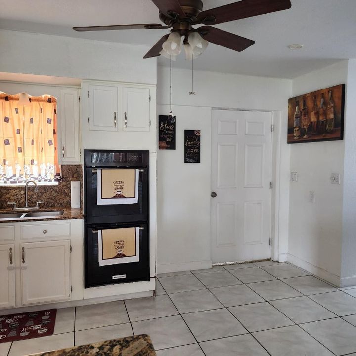 For Sale: $360,000 (3 beds, 1 baths, 1130 Square Feet)