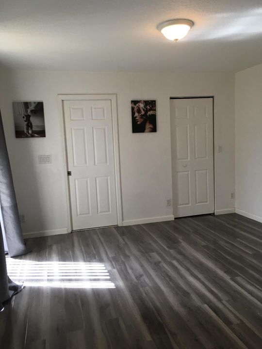 For Rent: $2,100 (2 beds, 2 baths, 1400 Square Feet)