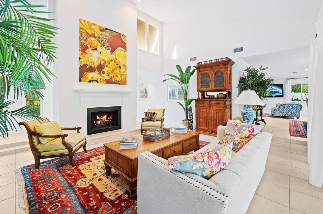 Active With Contract: $1,075,000 (3 beds, 2 baths, 2384 Square Feet)