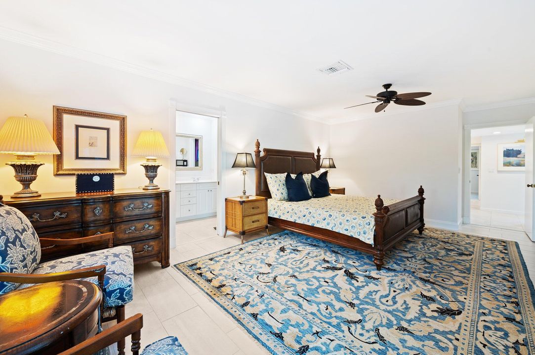 Active With Contract: $1,075,000 (3 beds, 2 baths, 2384 Square Feet)