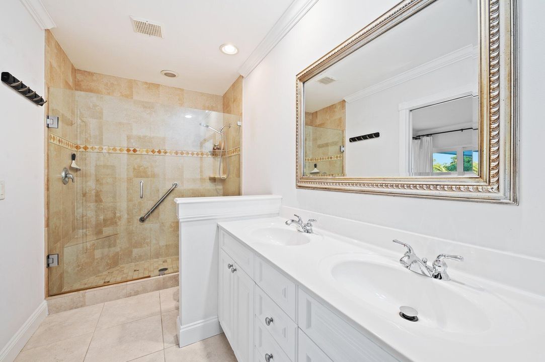 Active With Contract: $1,075,000 (3 beds, 2 baths, 2384 Square Feet)