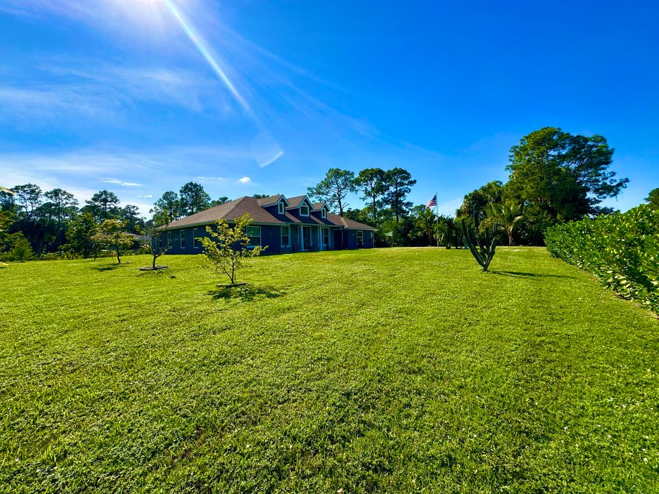 For Sale: $750,000 (4 beds, 2 baths, 2330 Square Feet)