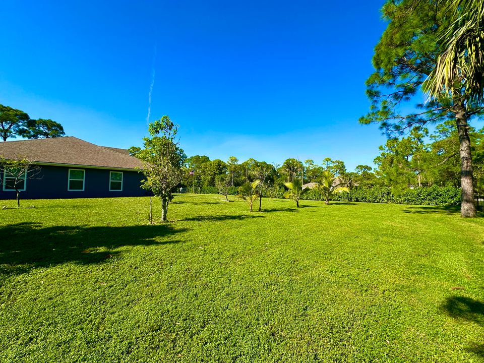 For Sale: $750,000 (4 beds, 2 baths, 2330 Square Feet)