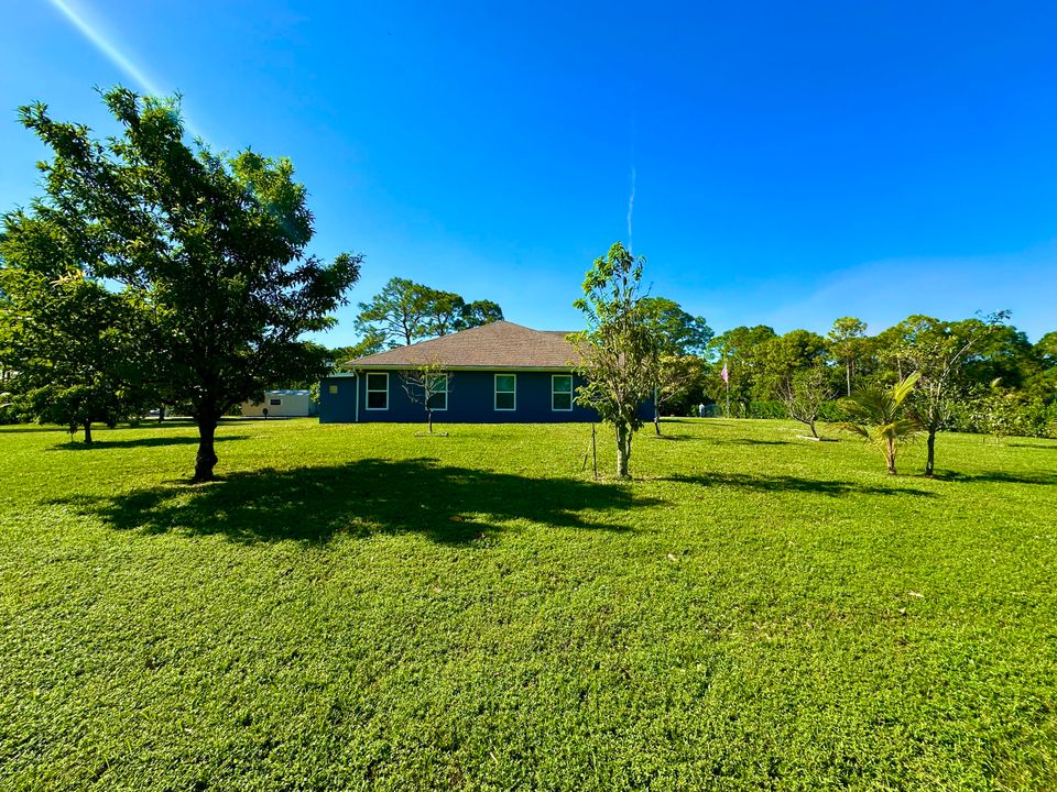 For Sale: $750,000 (4 beds, 2 baths, 2330 Square Feet)