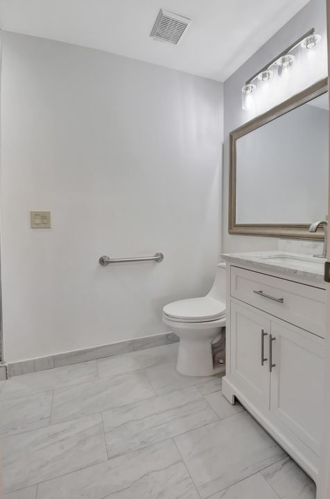 For Sale: $329,000 (2 beds, 2 baths, 1262 Square Feet)