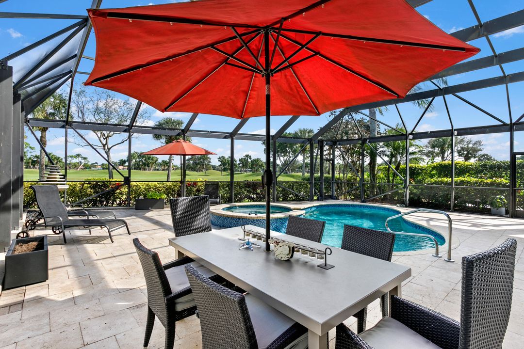 Active With Contract: $1,095,000 (3 beds, 3 baths, 2302 Square Feet)