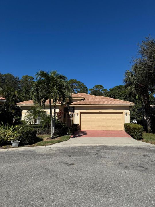 For Sale: $490,000 (3 beds, 2 baths, 1840 Square Feet)