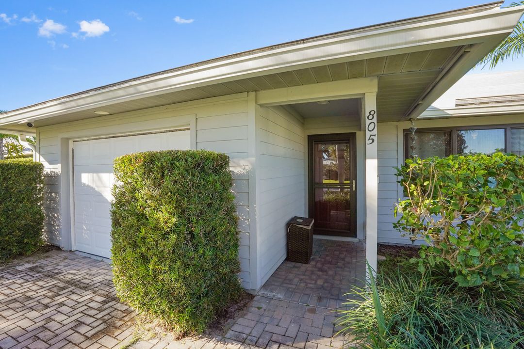 For Sale: $466,000 (3 beds, 2 baths, 1400 Square Feet)