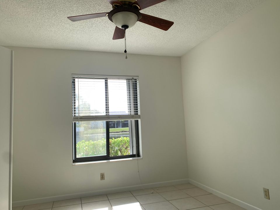 For Sale: $280,000 (3 beds, 2 baths, 1468 Square Feet)