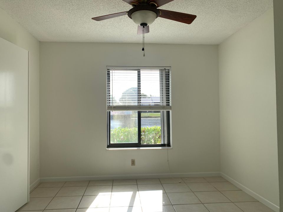 For Sale: $280,000 (3 beds, 2 baths, 1468 Square Feet)