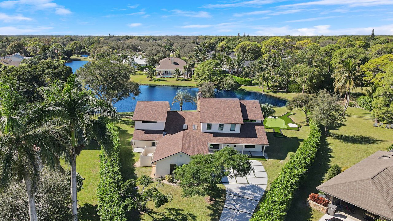 For Sale: $2,850,000 (4 beds, 3 baths, 4133 Square Feet)