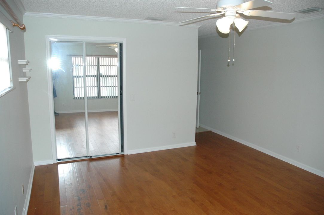 For Sale: $279,000 (2 beds, 2 baths, 1400 Square Feet)