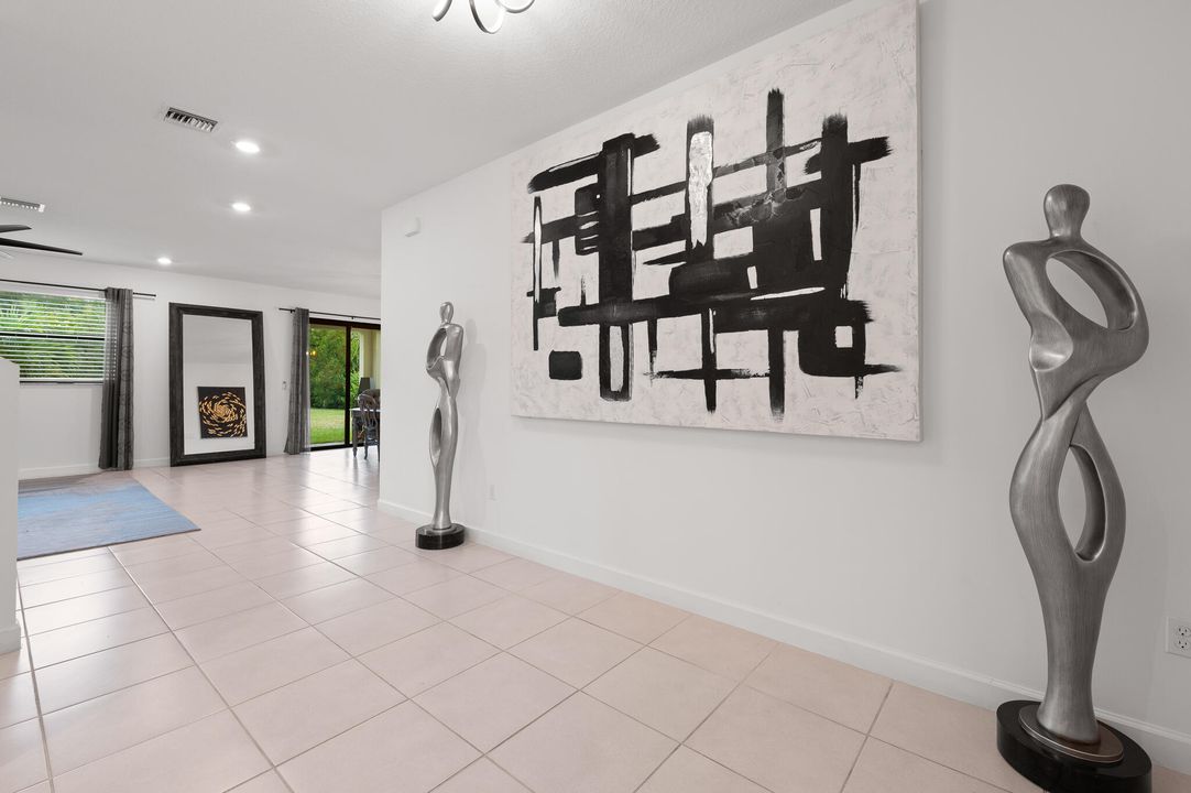 For Sale: $789,500 (4 beds, 2 baths, 3065 Square Feet)