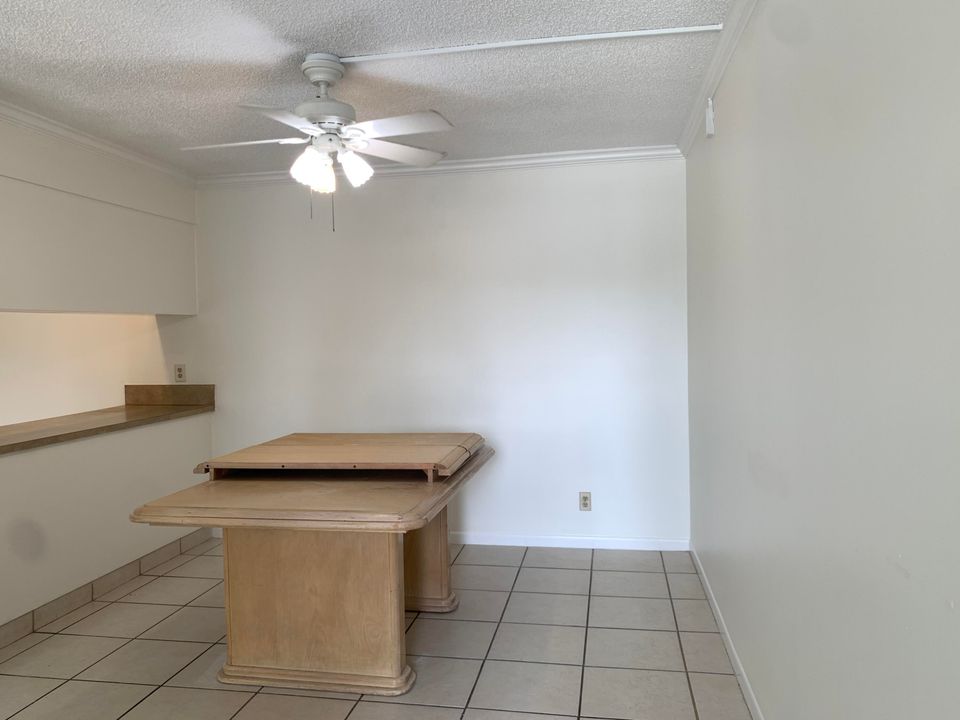 For Sale: $280,000 (3 beds, 2 baths, 1468 Square Feet)