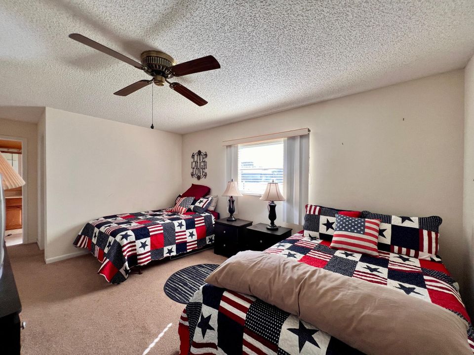 For Sale: $315,000 (2 beds, 2 baths, 1525 Square Feet)