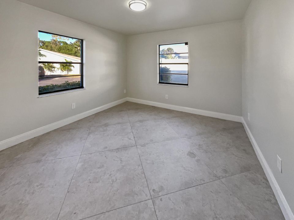 For Sale: $360,000 (3 beds, 2 baths, 1484 Square Feet)