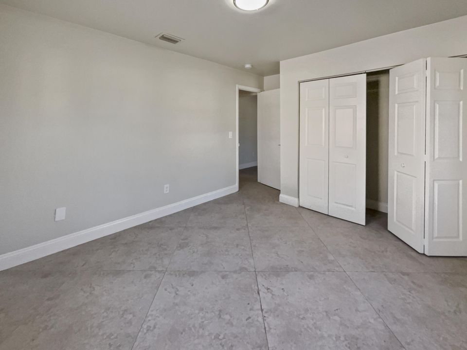 For Sale: $360,000 (3 beds, 2 baths, 1484 Square Feet)