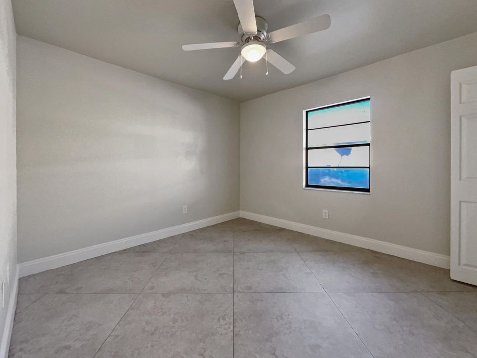 For Sale: $360,000 (3 beds, 2 baths, 1484 Square Feet)