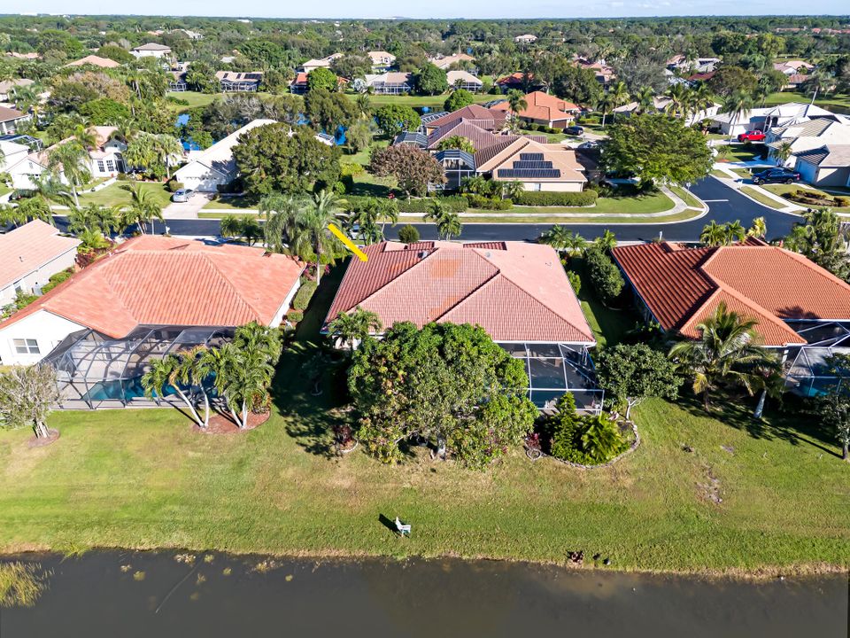 For Sale: $565,000 (3 beds, 2 baths, 2553 Square Feet)