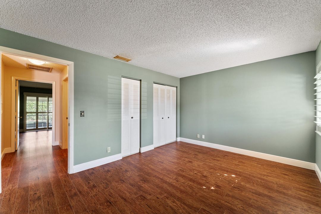 For Sale: $239,000 (2 beds, 2 baths, 1353 Square Feet)