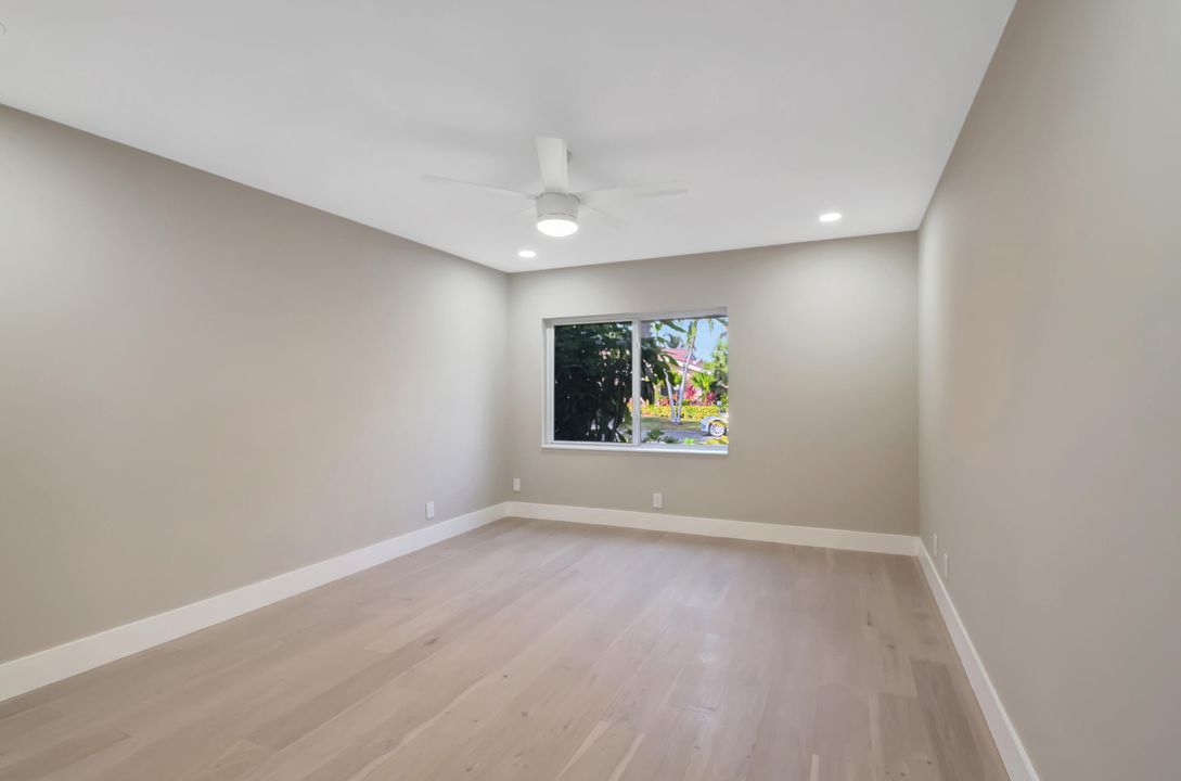 For Sale: $399,000 (2 beds, 2 baths, 1248 Square Feet)