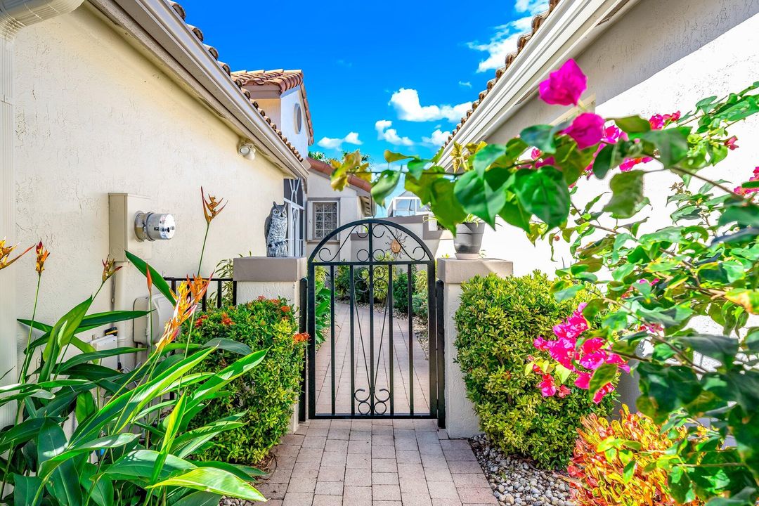 For Sale: $485,000 (3 beds, 2 baths, 1672 Square Feet)