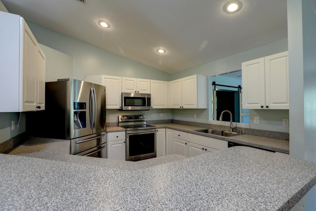 For Sale: $369,000 (3 beds, 2 baths, 1850 Square Feet)