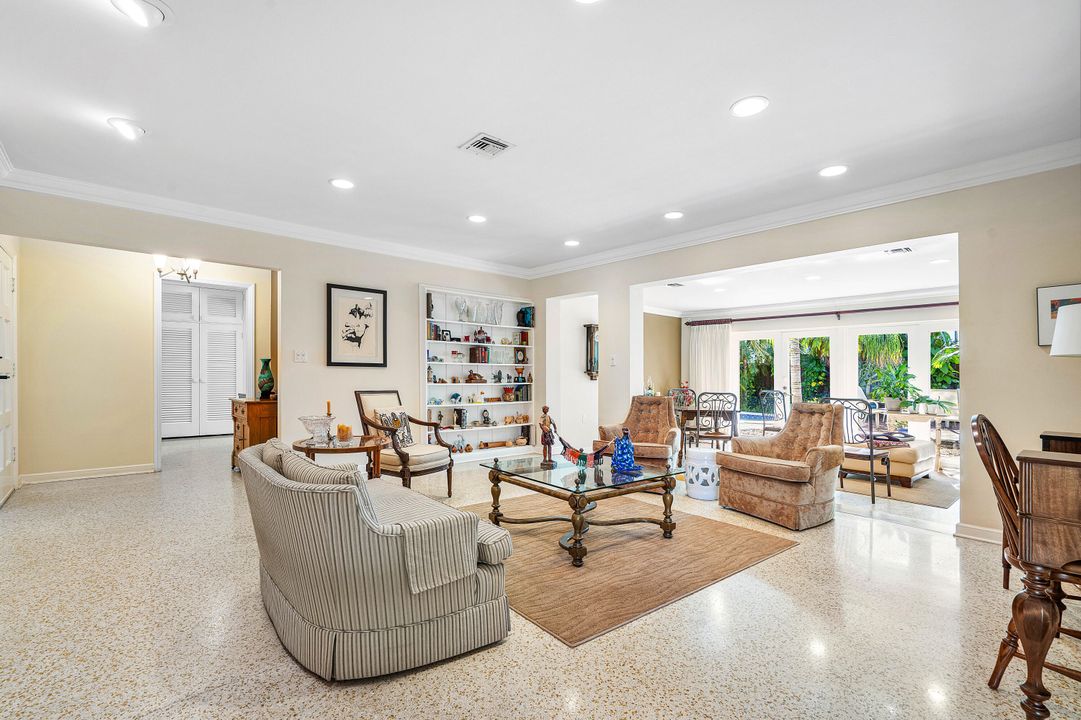 For Sale: $2,395,000 (4 beds, 4 baths, 2772 Square Feet)