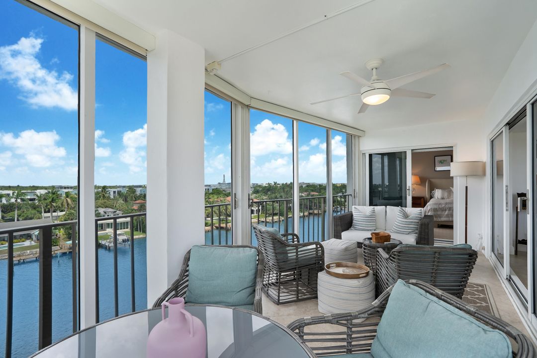 For Sale: $1,475,000 (2 beds, 2 baths, 1760 Square Feet)