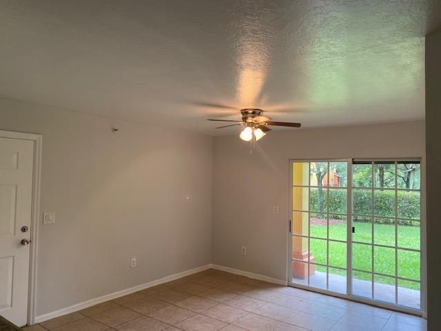 For Rent: $2,650 (3 beds, 2 baths, 1115 Square Feet)