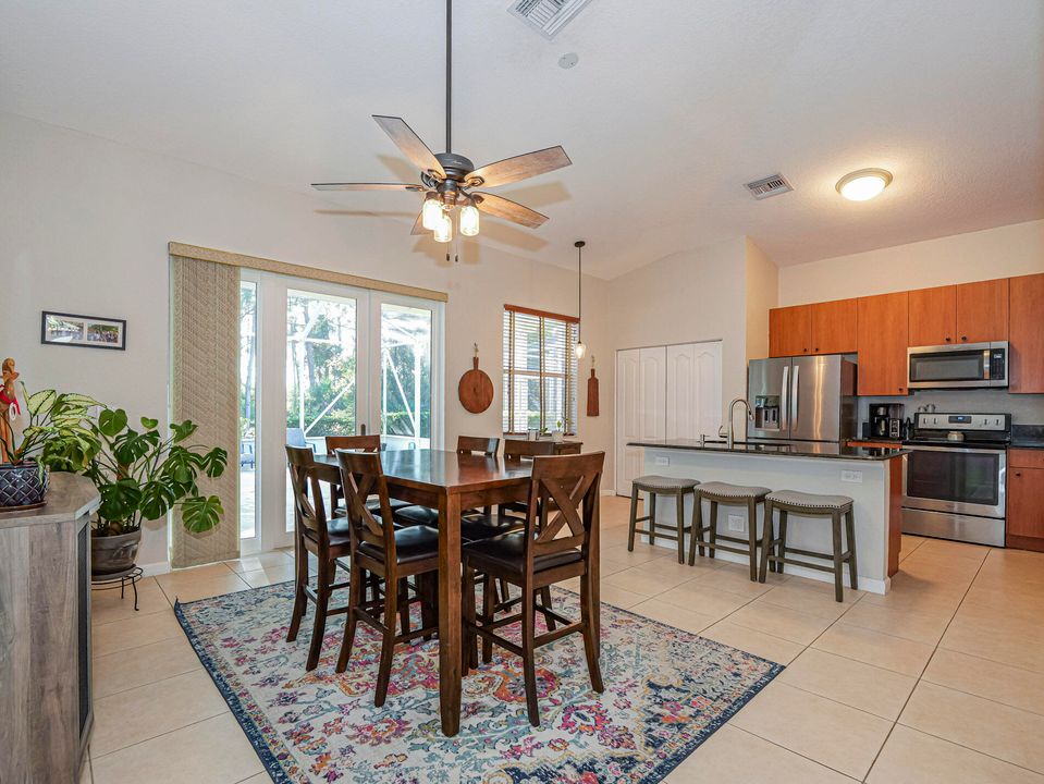 For Sale: $424,900 (3 beds, 2 baths, 1609 Square Feet)