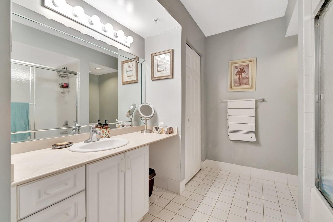 For Sale: $735,000 (2 beds, 2 baths, 1400 Square Feet)