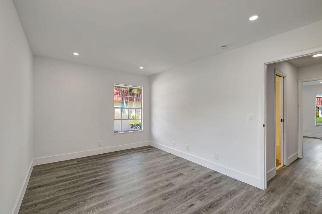 For Sale: $227,000 (2 beds, 2 baths, 1088 Square Feet)