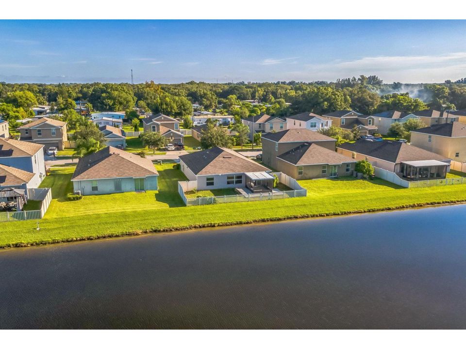 For Sale: $351,000 (4 beds, 2 baths, 1939 Square Feet)