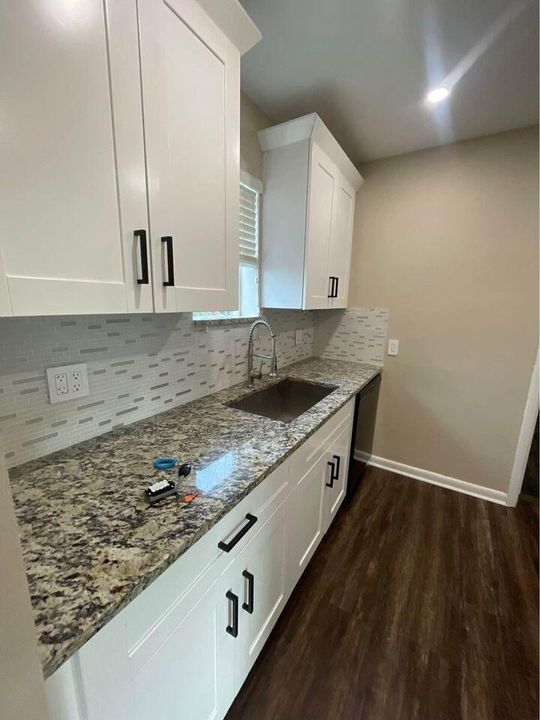 For Rent: $2,550 (2 beds, 1 baths, 1104 Square Feet)