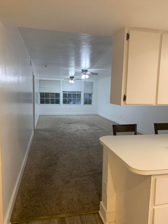 For Rent: $2,100 (2 beds, 2 baths, 1201 Square Feet)