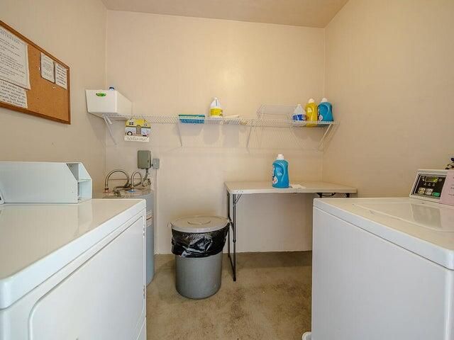 For Sale: $180,000 (2 beds, 2 baths, 1088 Square Feet)