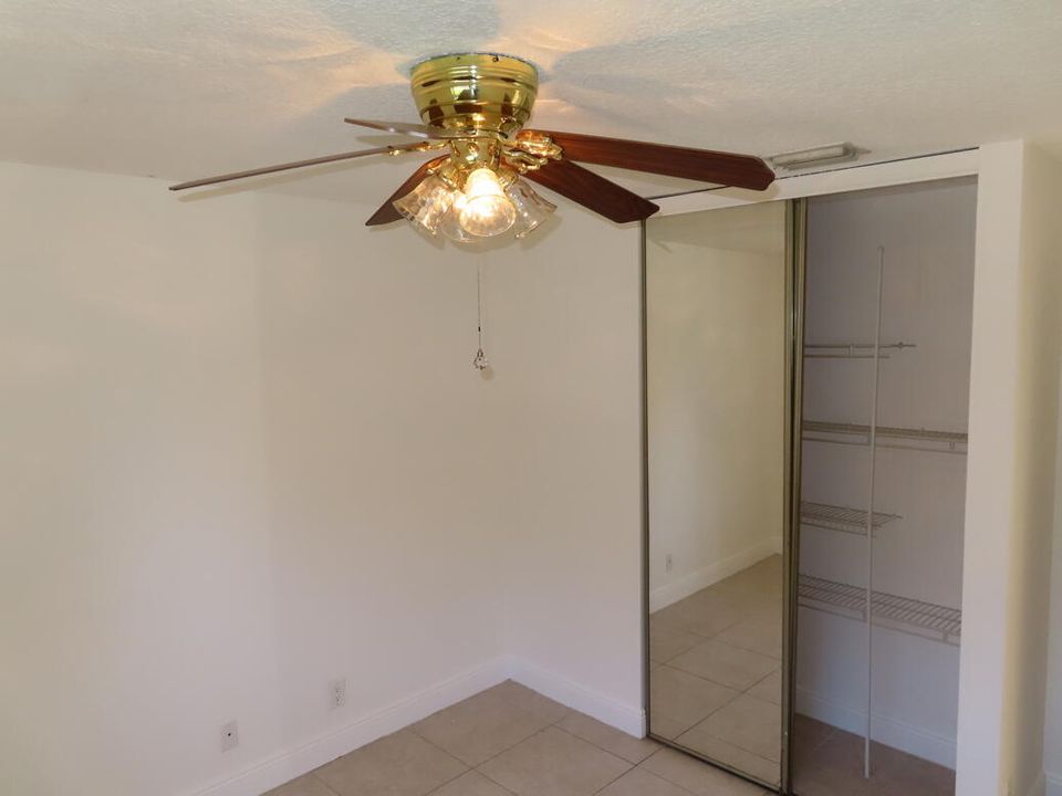 For Rent: $2,300 (2 beds, 2 baths, 1300 Square Feet)