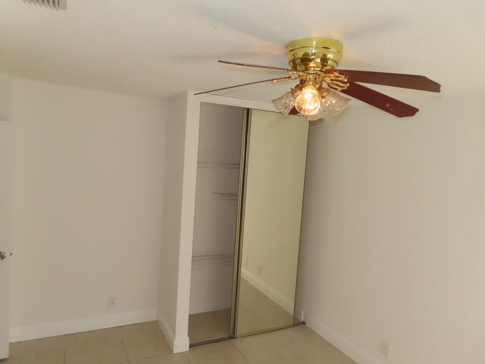 For Rent: $2,300 (2 beds, 2 baths, 1300 Square Feet)