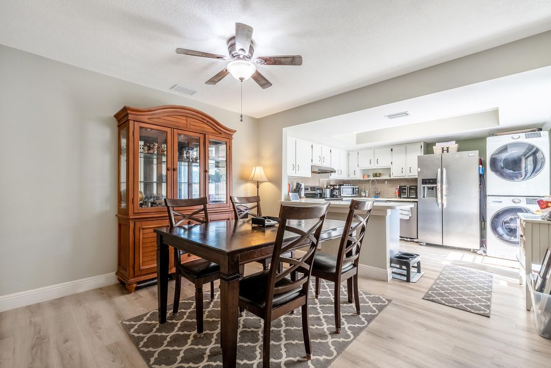 For Sale: $304,999 (2 beds, 2 baths, 1577 Square Feet)