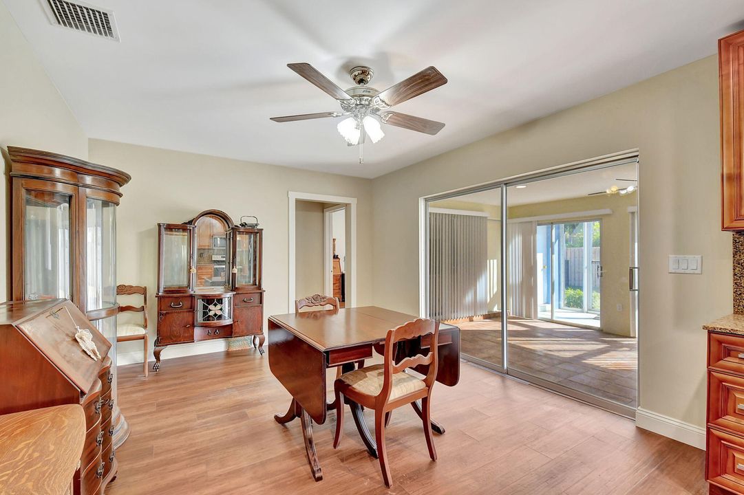 Active With Contract: $625,000 (3 beds, 2 baths, 1283 Square Feet)