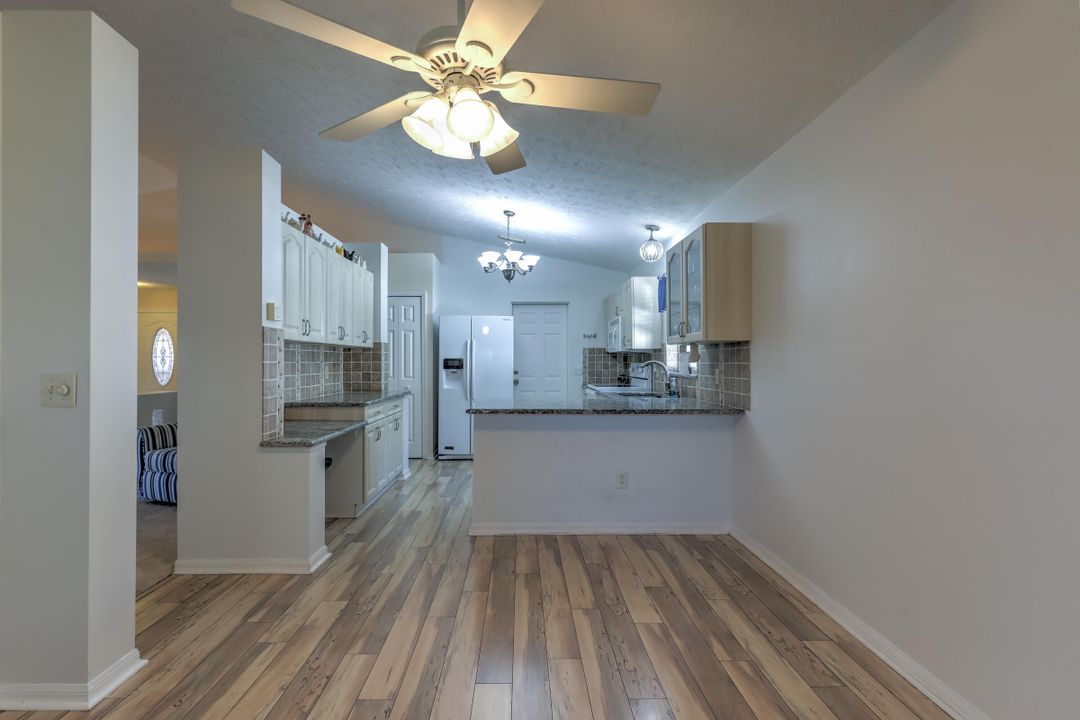 For Sale: $166,000 (2 beds, 2 baths, 1530 Square Feet)