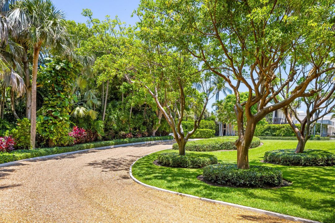 合同活跃: $125,000 (5 贝兹, 7 浴室, 8005 平方英尺)