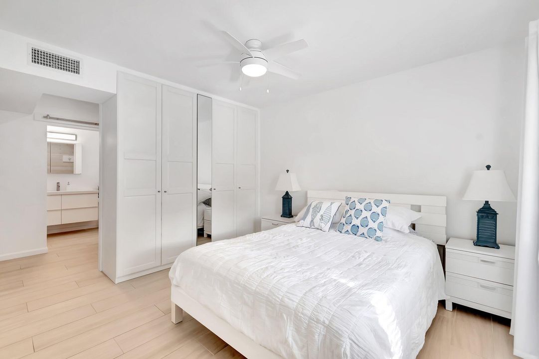 For Sale: $259,000 (2 beds, 2 baths, 1137 Square Feet)