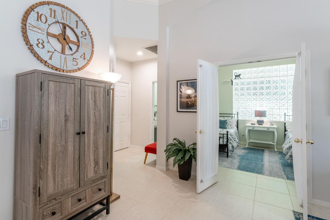 For Sale: $639,000 (3 beds, 2 baths, 2200 Square Feet)