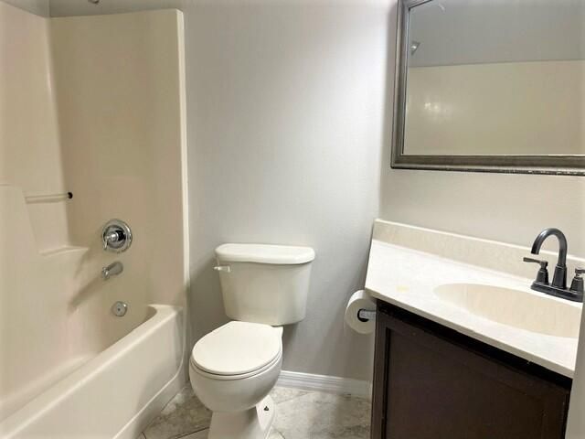 For Rent: $2,700 (3 beds, 2 baths, 2022 Square Feet)