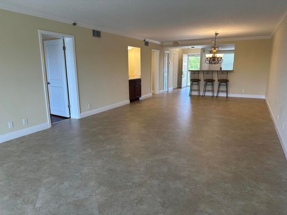 For Rent: $2,800 (2 beds, 2 baths, 1416 Square Feet)