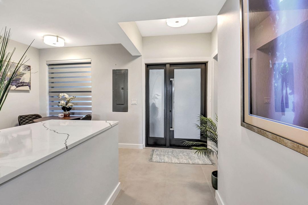 For Sale: $695,000 (2 beds, 2 baths, 1864 Square Feet)