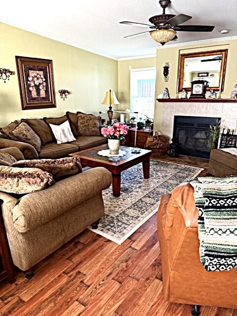 For Sale: $128,900 (3 beds, 2 baths, 1853 Square Feet)