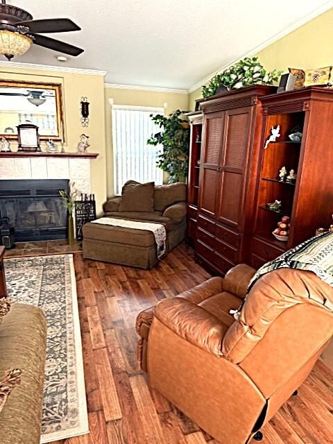 For Sale: $128,900 (3 beds, 2 baths, 1853 Square Feet)